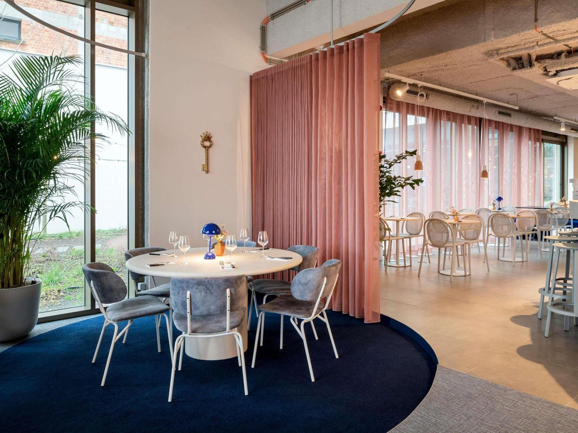 Ibis Budget Centrum Dampoort 2* Ghent